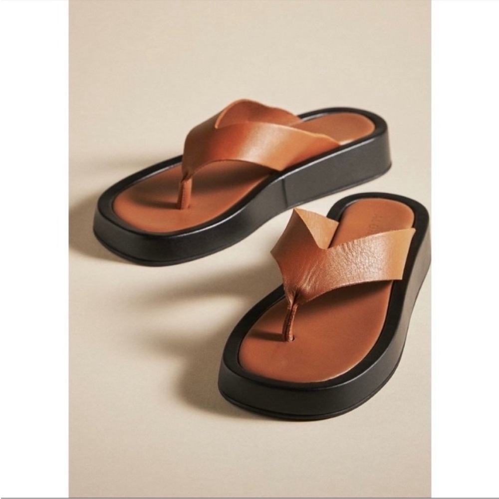 Alohas overcast thong sandals size 37 brown
